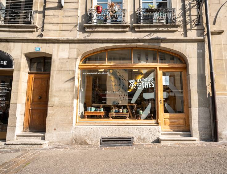 La vitrine de la boutique du Comptoir des thés à Fribourg.